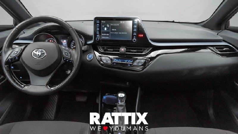 toyota-chr-interior