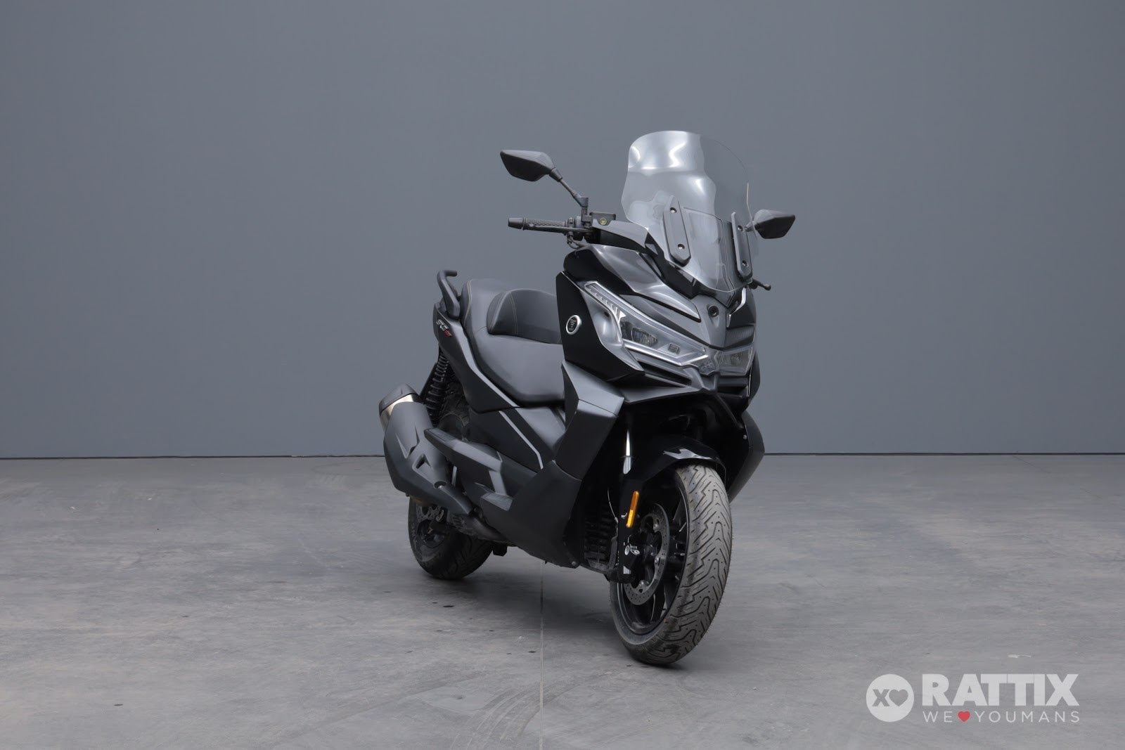 VOGE Sfida SR4 400 Sfida SR4 400 VOGE Sfida SR4 400 Sfida SR4 400