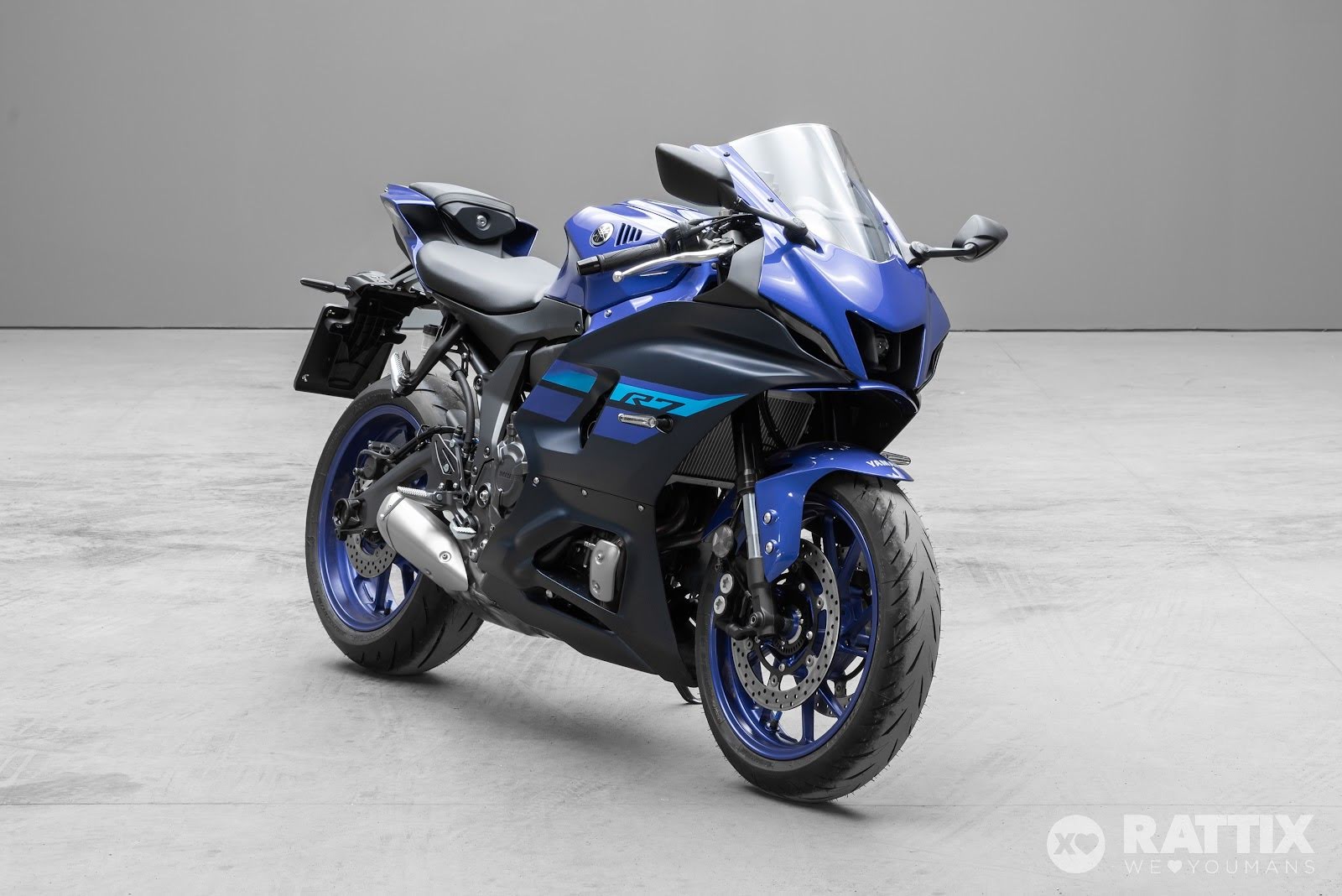 YAMAHA YZF R7 690 R7 690 YZF Abs YAMAHA YZF R7 690 R7 690 YZF Abs