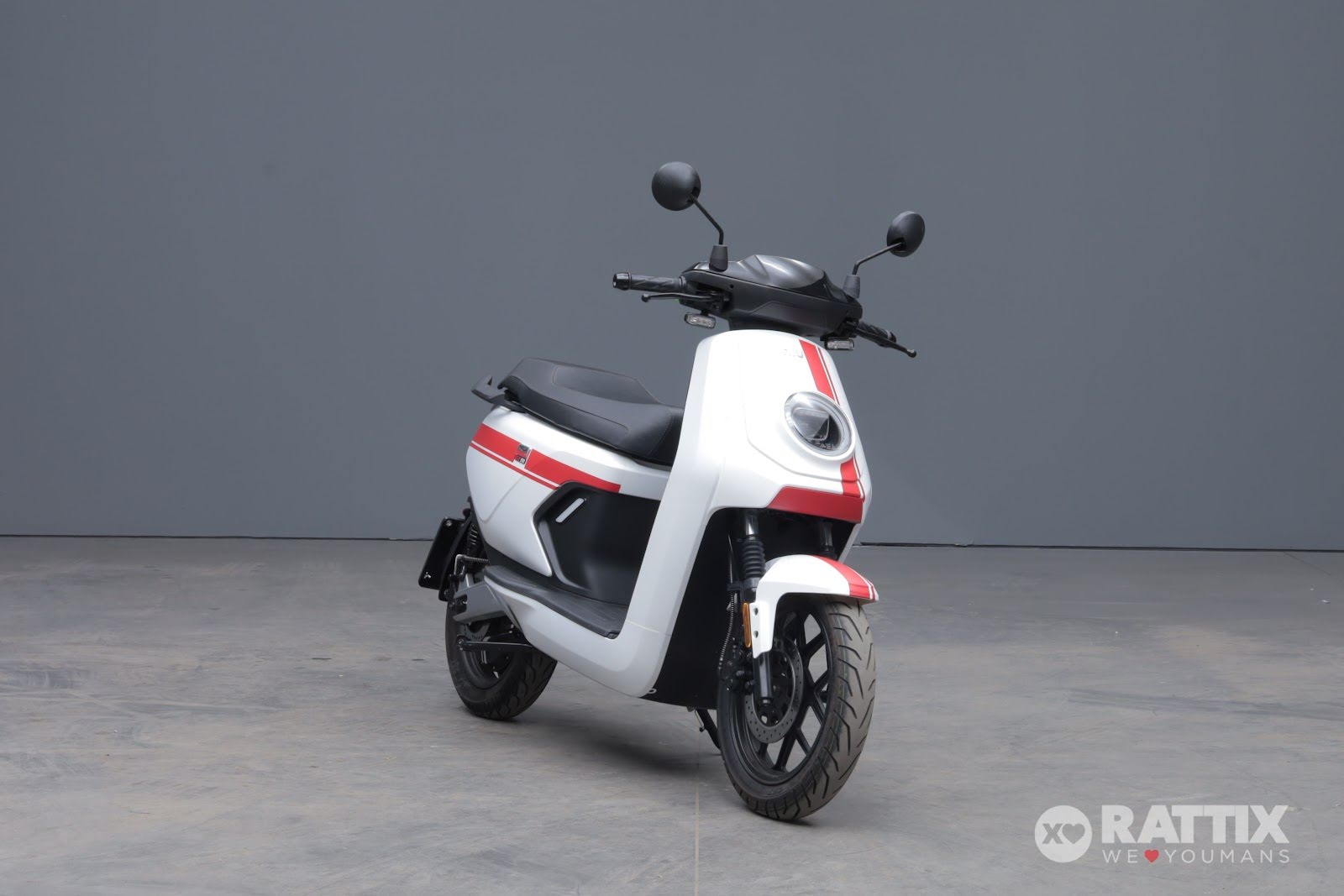 NIU MQi MQi GT Evo 100km/h NIU MQi MQi GT Evo 100km/h