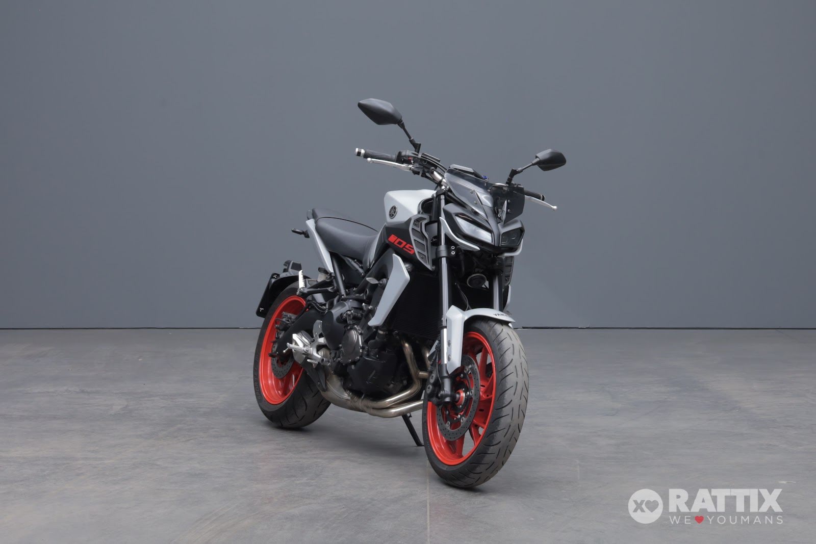 YAMAHA MT-09 850 MT-09 850 Abs my17 YAMAHA MT-09 850 MT-09 850 Abs my17