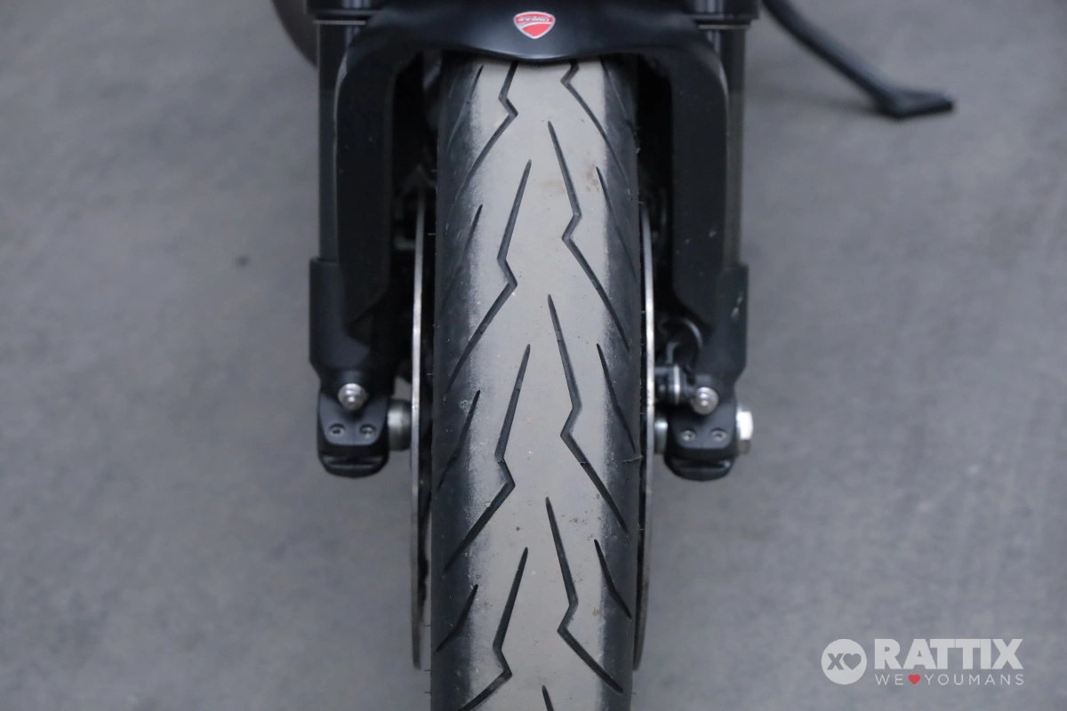 DUCATI Diavel 1199 Dark my15