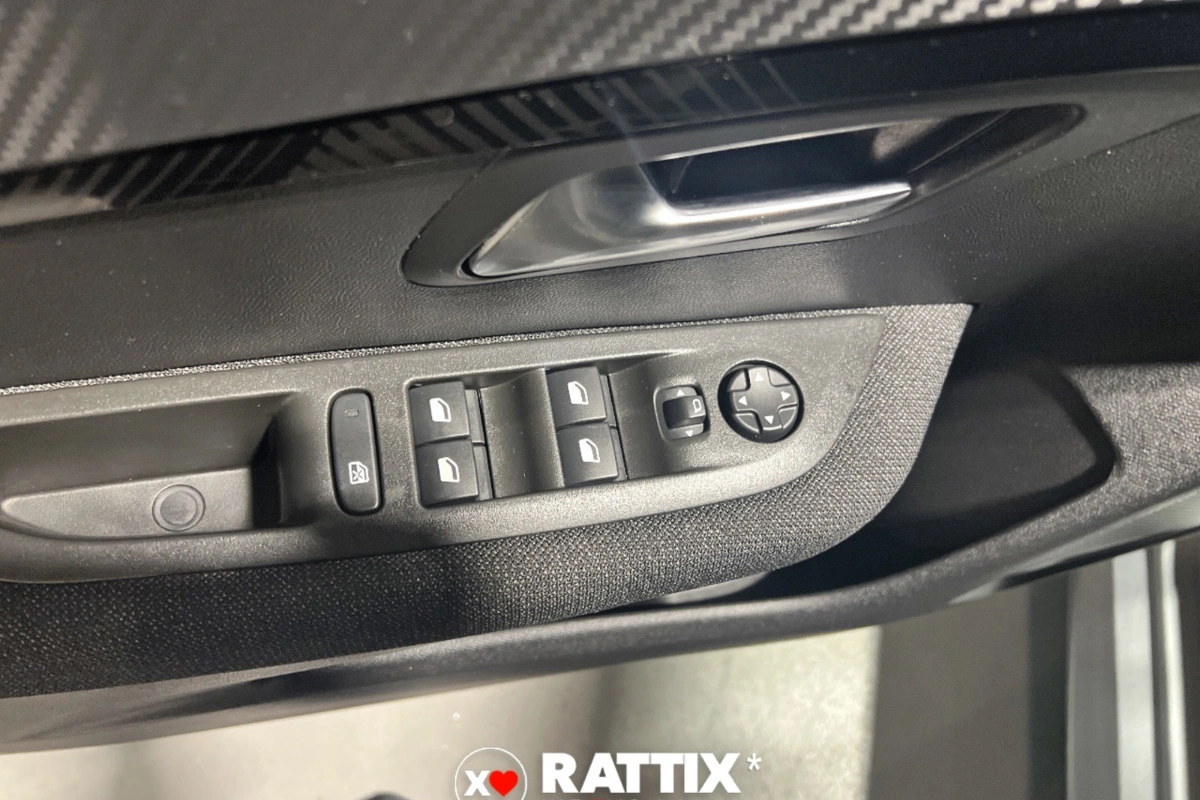 PEUGEOT 208 ii 2023 1.2 hybrid Active 100cv e-dcs 6