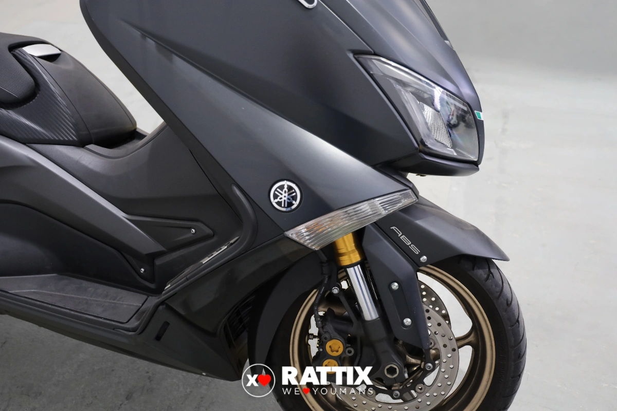 YAMAHA T-Max 530 ABS