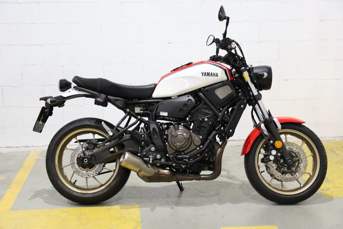 YAMAHA XSR 700 Abs