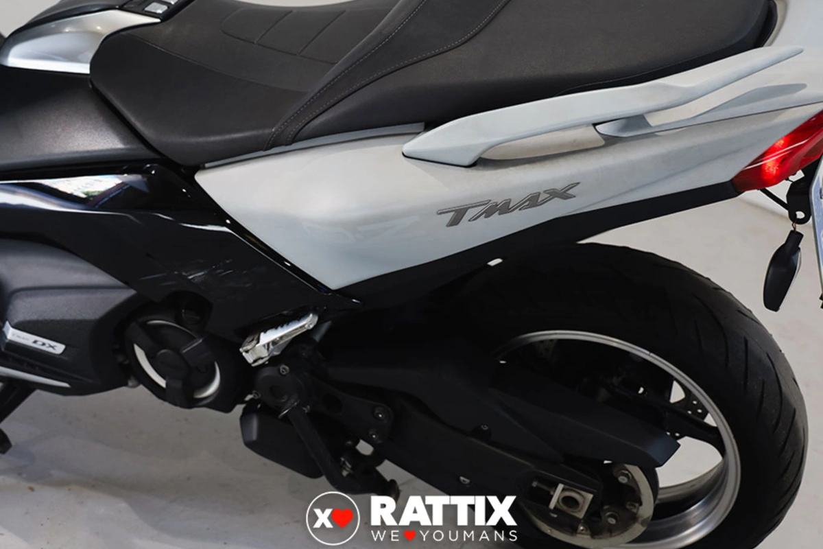YAMAHA T-Max 530 DX Abs my17