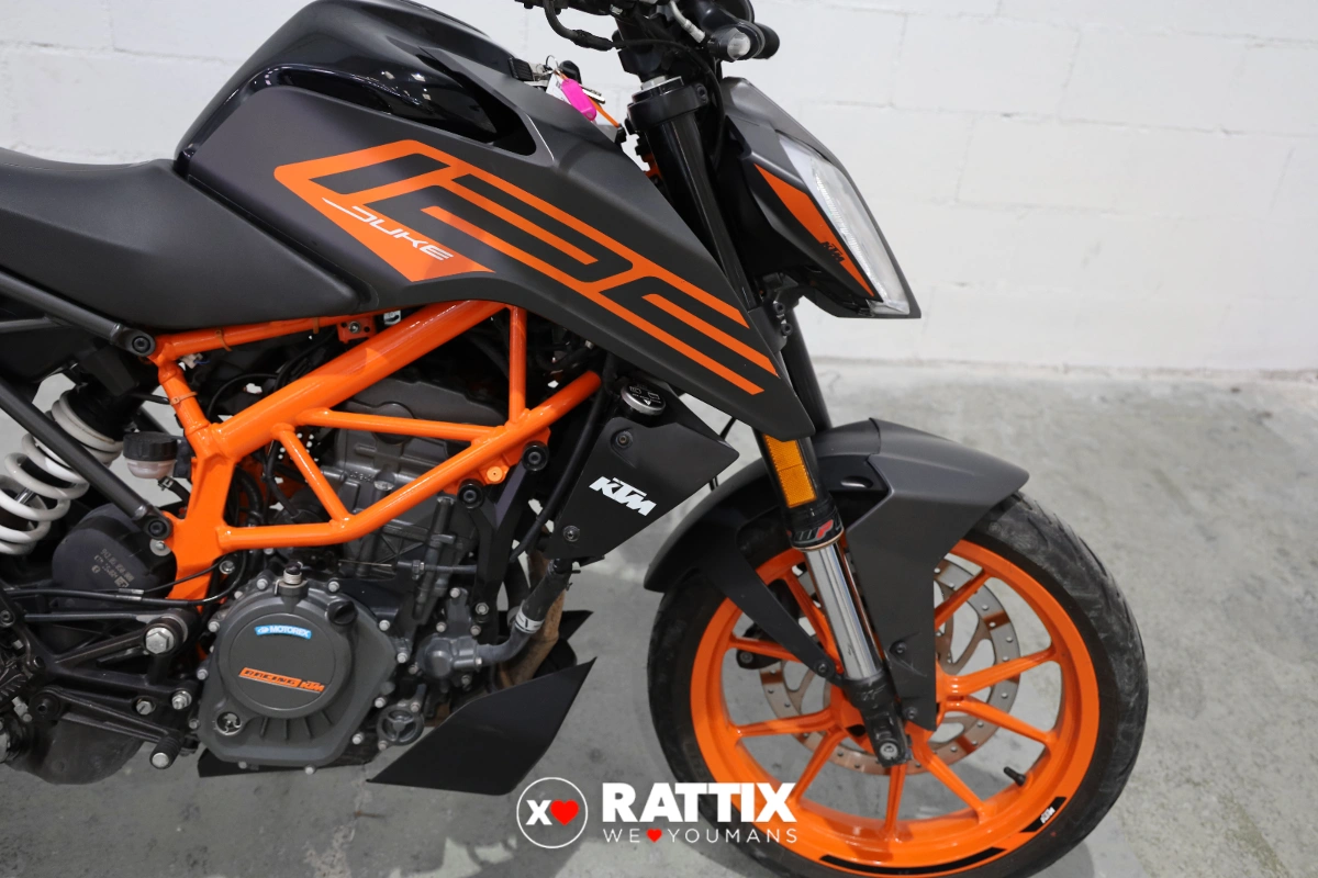 KTM 125 Duke Abs my24