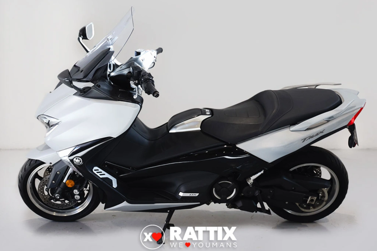 YAMAHA T-Max 530 DX Abs my17