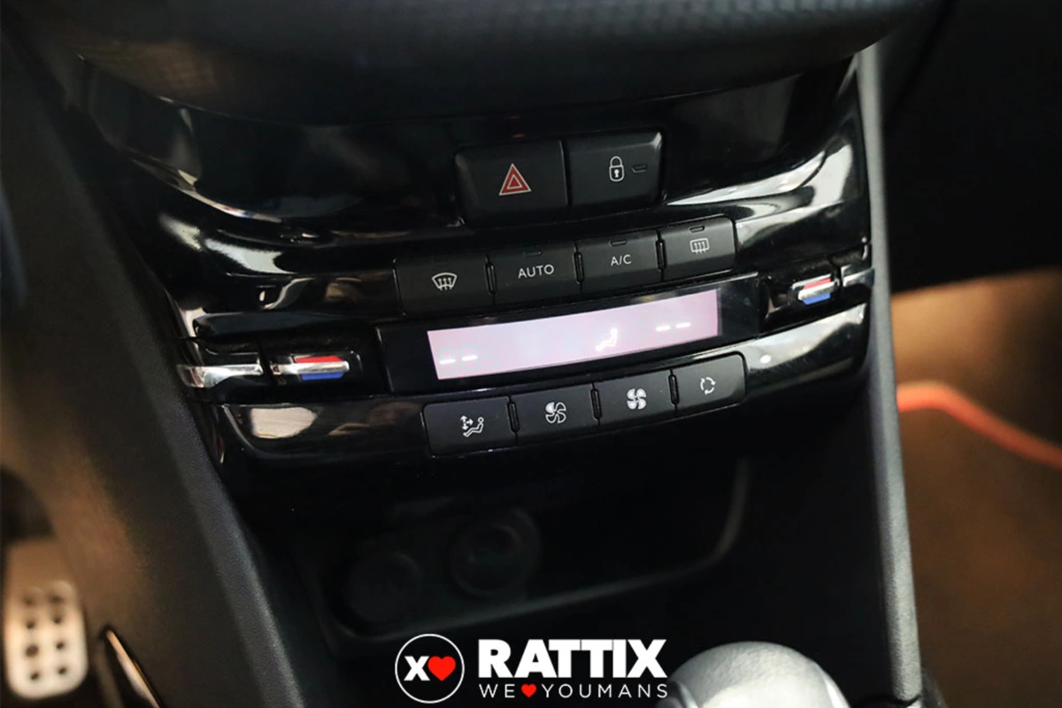 PEUGEOT 2008 1.5 BlueHDi 120 GT Line EAT6