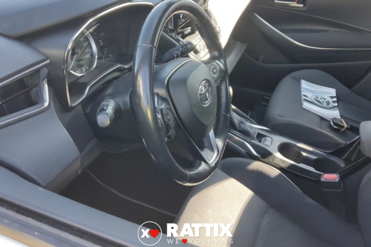 TOYOTA Corolla XII 2019 1.8h Active cvt