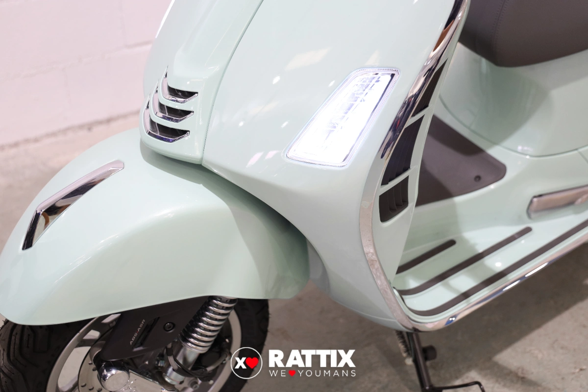 VESPA Vespa GTS 300 hpe Super Abs my23