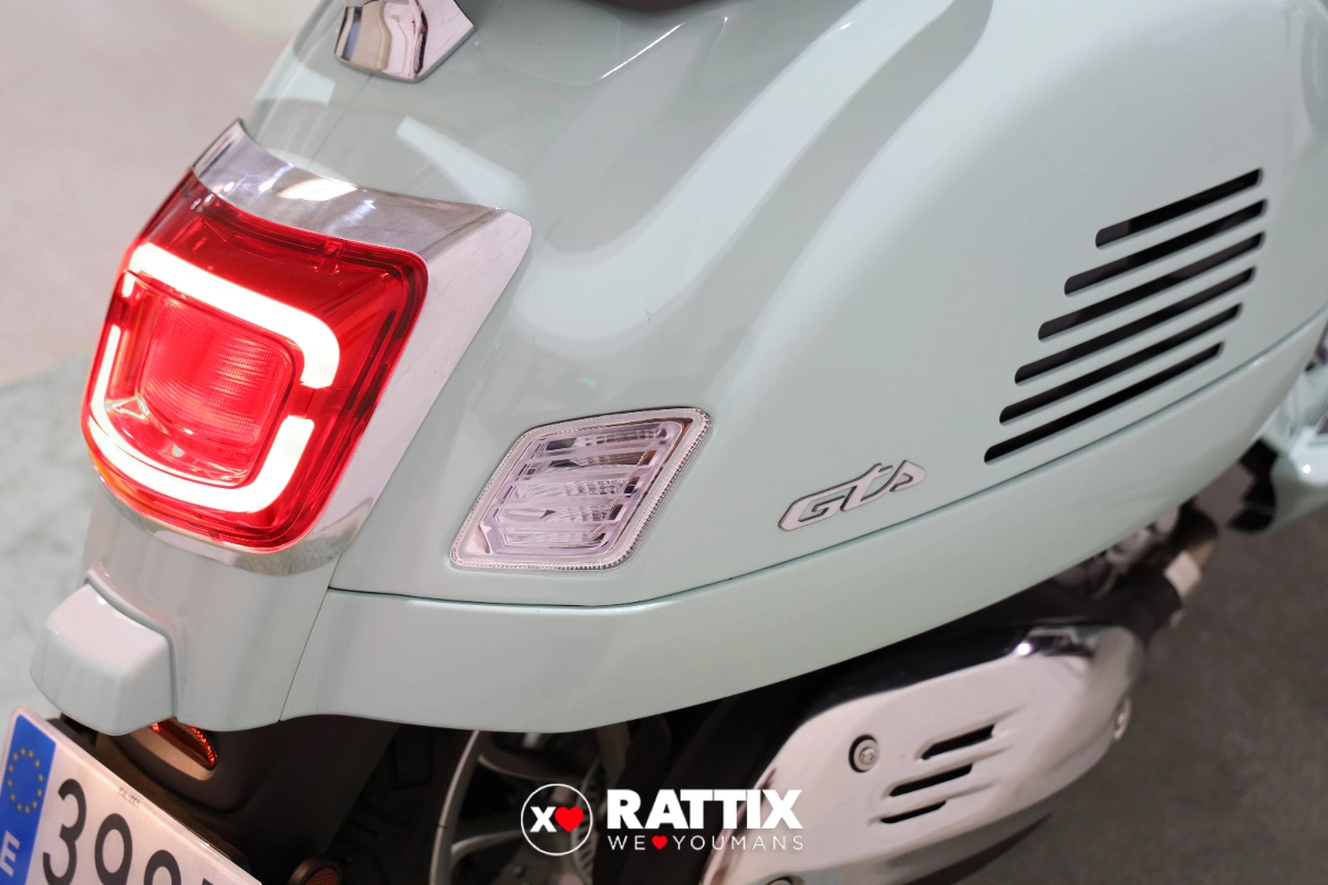 VESPA Vespa GTS 300 hpe Super Abs my23