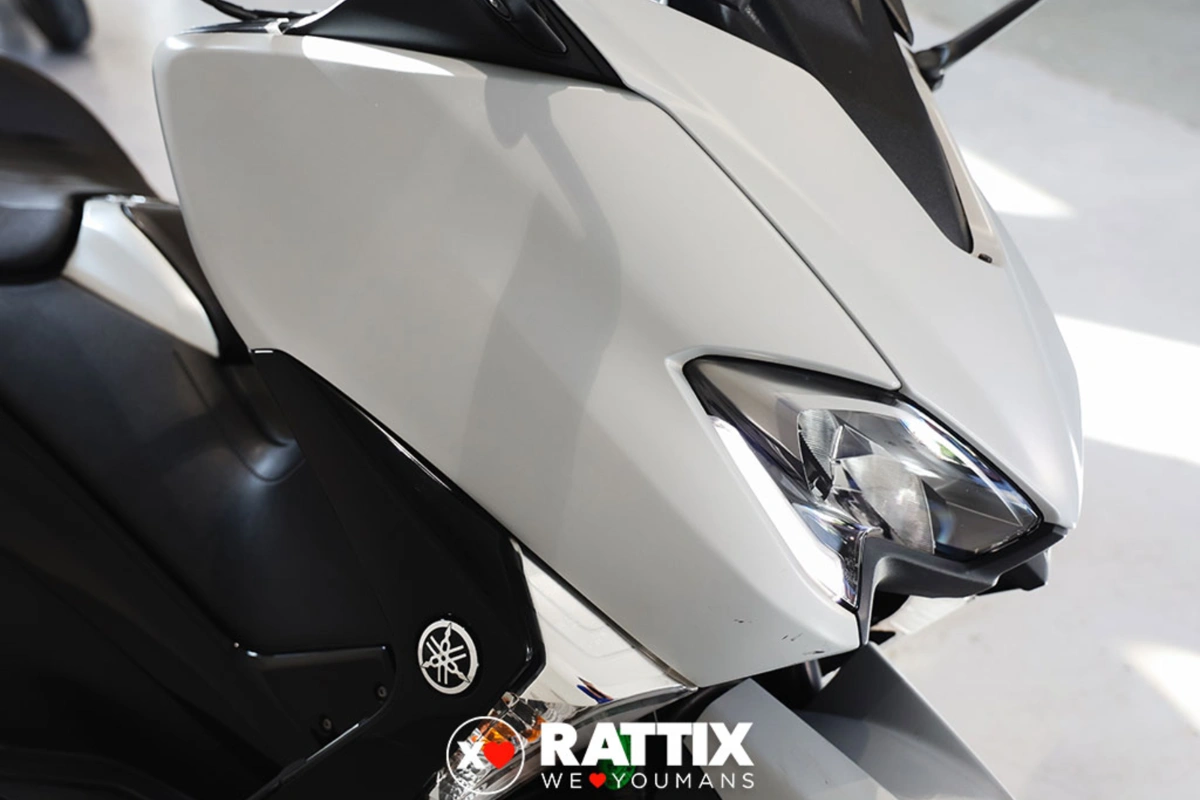 YAMAHA T-Max 530 DX Abs my17