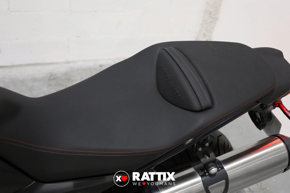MOTO GUZZI V85 Strada Abs