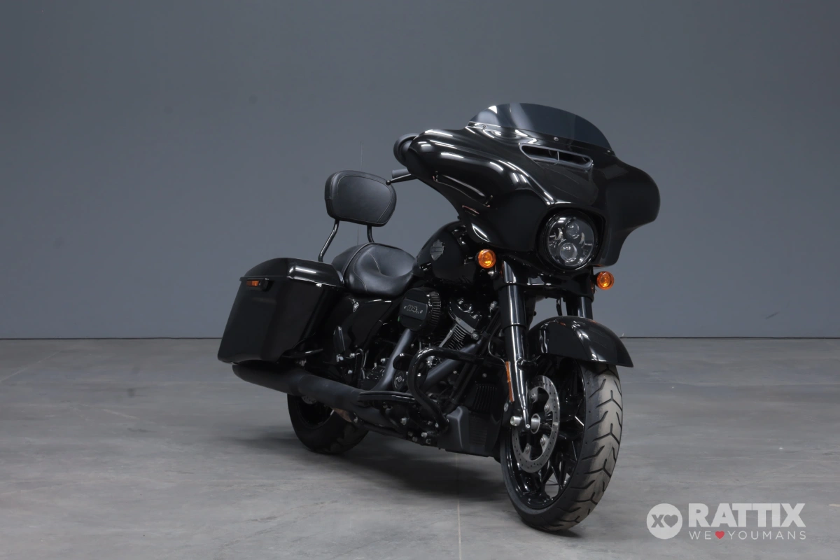 HARLEY DAVIDSON Street Glide 114 1868 Special black finish Pearl/Denim my21