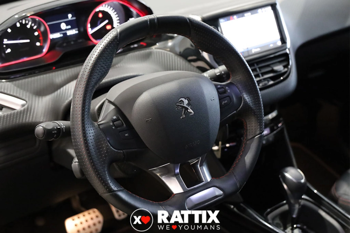 PEUGEOT 2008 1.5 BlueHDi 120 GT Line EAT6