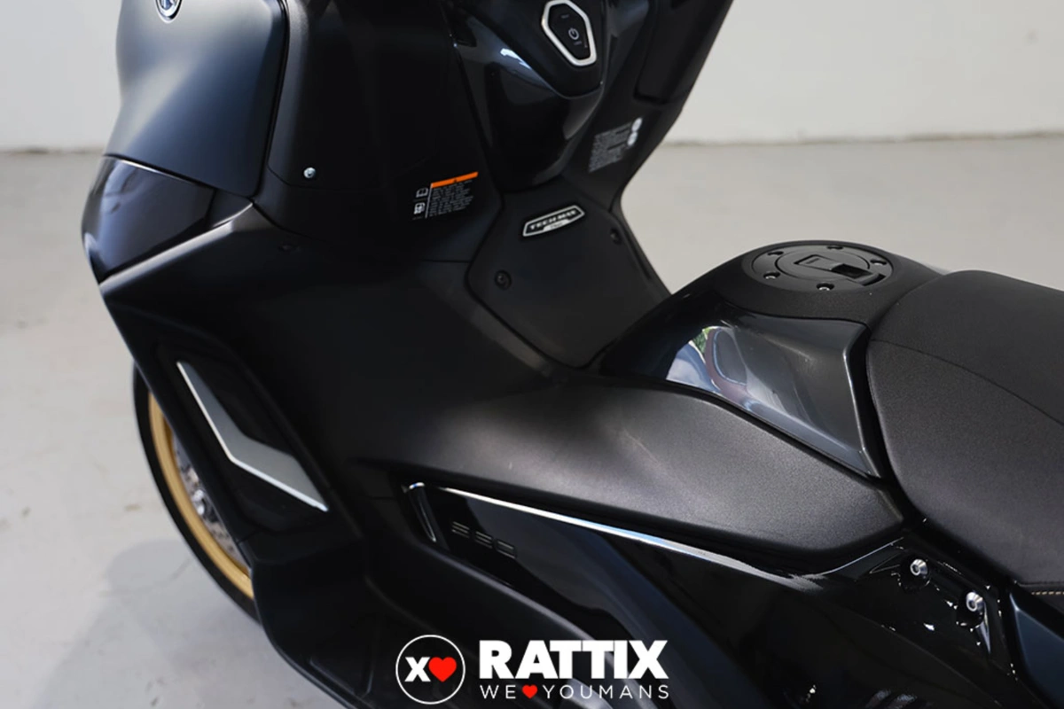 YAMAHA T-Max 560 Tech Max Abs my22