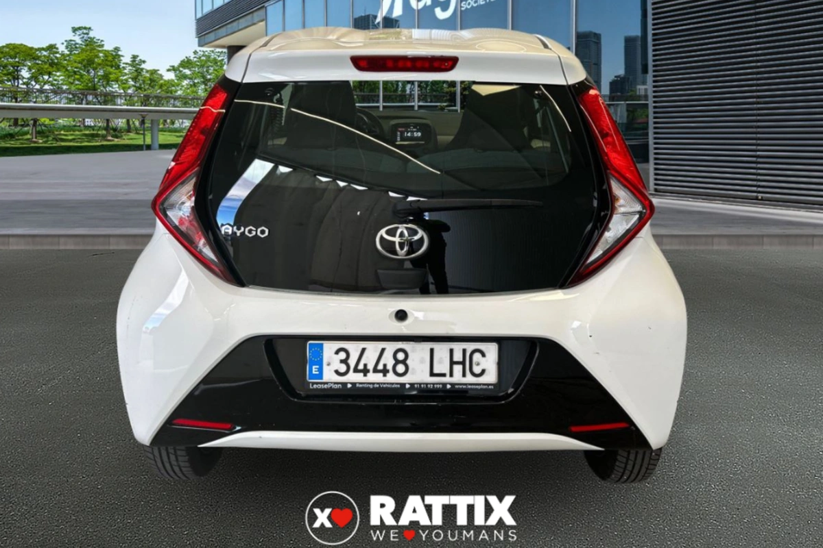 TOYOTA aygo ii 2018 5p Aygo 1.0 x-business 72cv