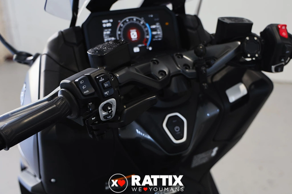 YAMAHA T-Max 560 Tech Max Abs my22