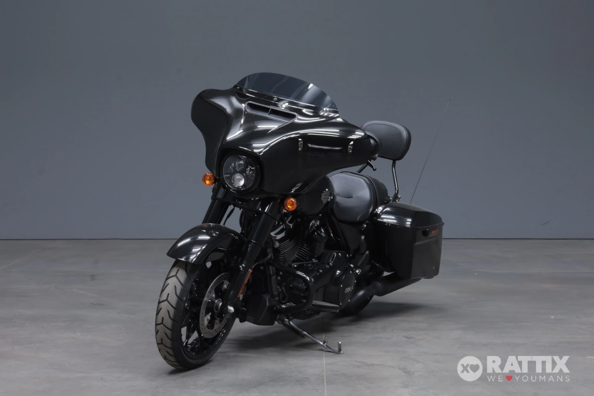 HARLEY DAVIDSON Street Glide 114 1868 Special black finish Pearl/Denim my21