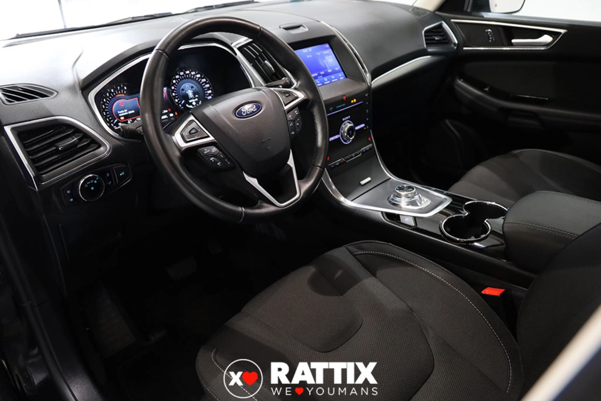 FORD S-Max 2.5 Duratec FHEV 190cv Titanium Aut. S-Max 2.5 Duratec FHEV 190cv Titanium Aut.