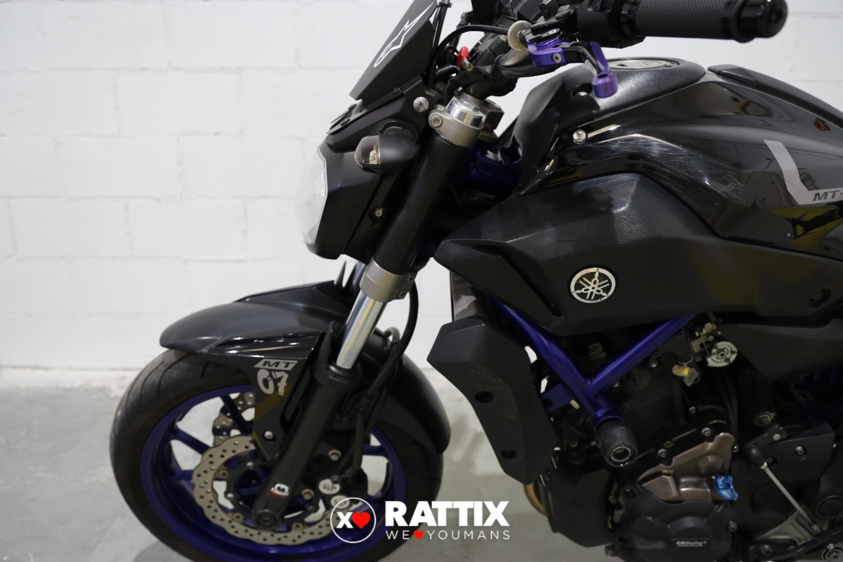 YAMAHA MT-07 690 Abs