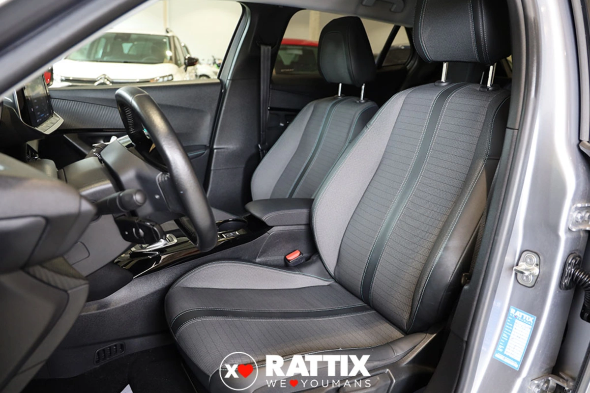 PEUGEOT e-2008 Active Pack 100kW e-2008 Active Pack 100kW