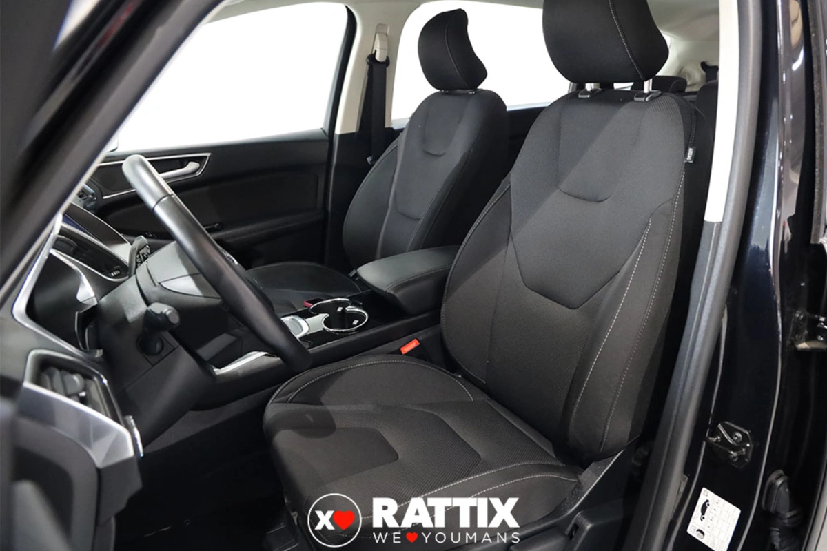 FORD S-Max 2.5 Duratec FHEV 190cv Titanium Aut. S-Max 2.5 Duratec FHEV 190cv Titanium Aut.