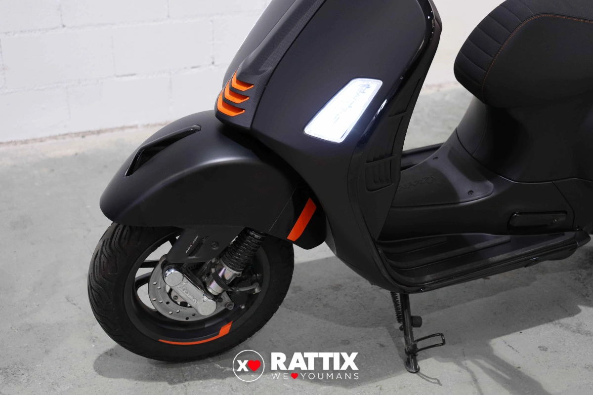 VESPA Vespa GTS 125 hpe Super Sport my25