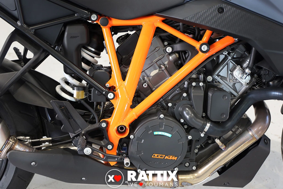 KTM 1290 Super Duke GT my24