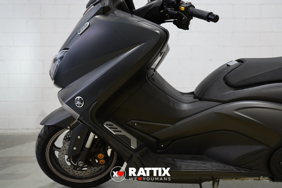YAMAHA T-Max 530 ABS