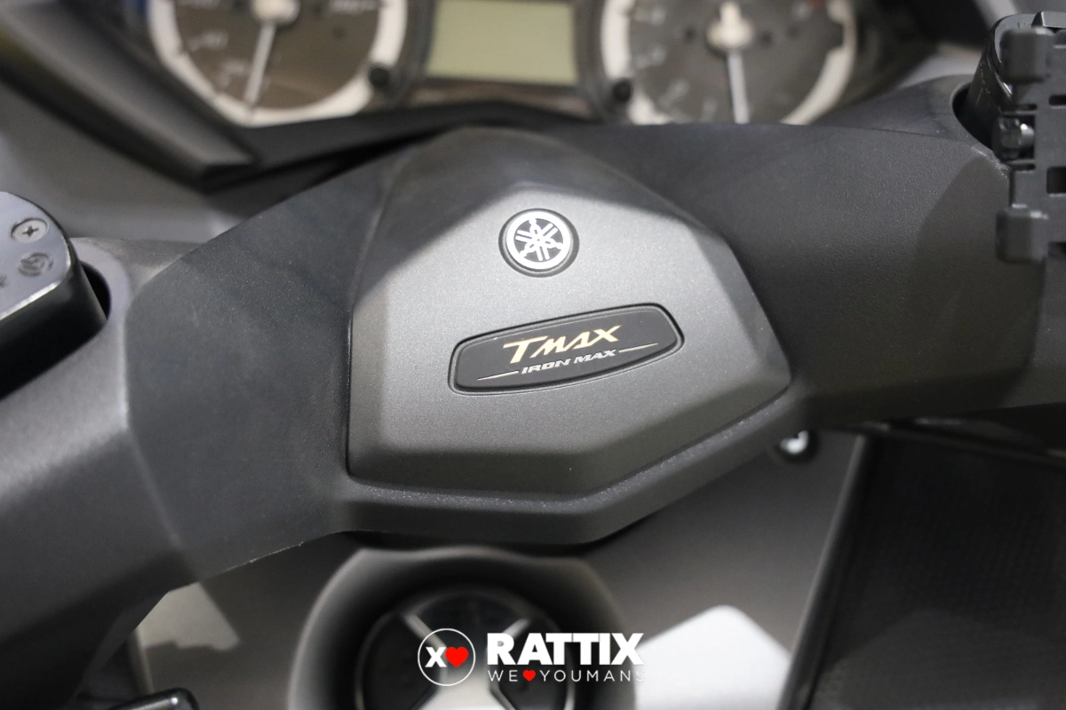 YAMAHA T-Max 530 ABS