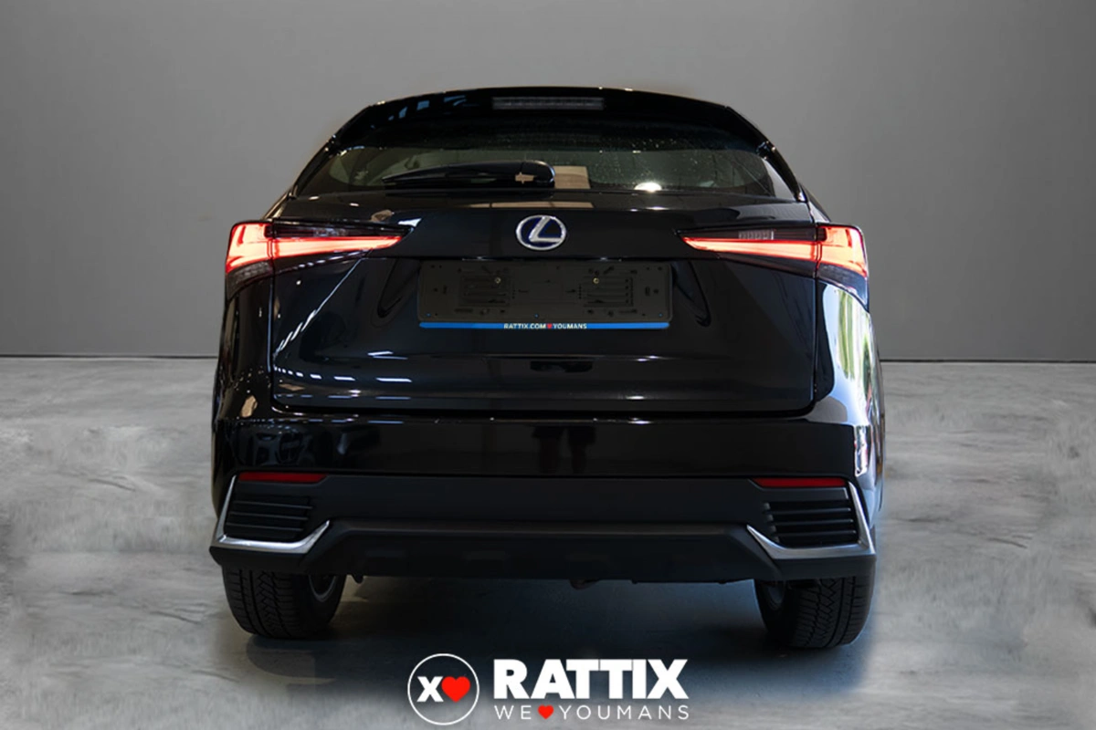 LEXUS NX 300h 2.5 Business 2wd cvt NX 300h 2.5 Business 2wd cvt