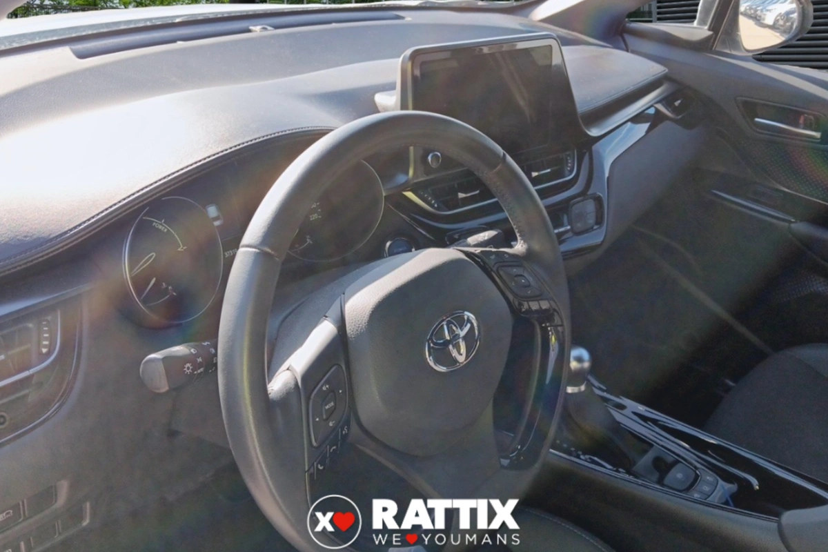 TOYOTA C-HR I 2020 1.8h Active e-cvt