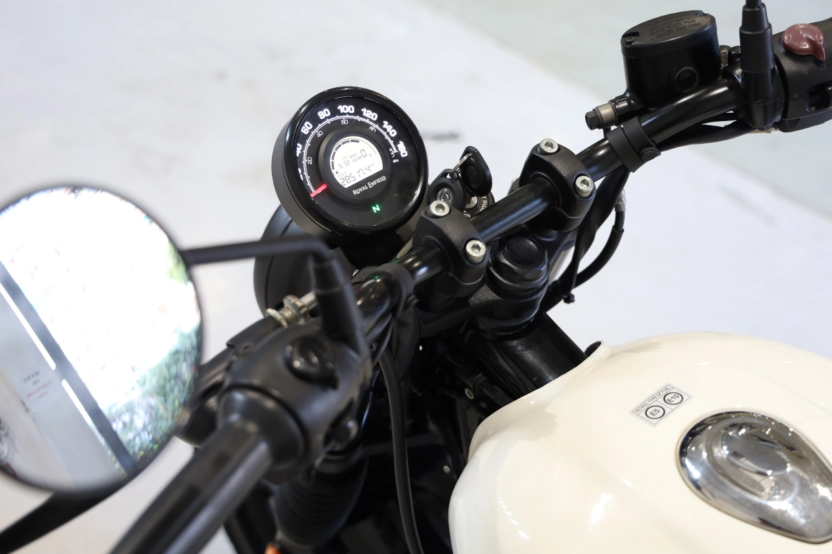 ROYAL ENFIELD HNTR 350 Dapper Abs