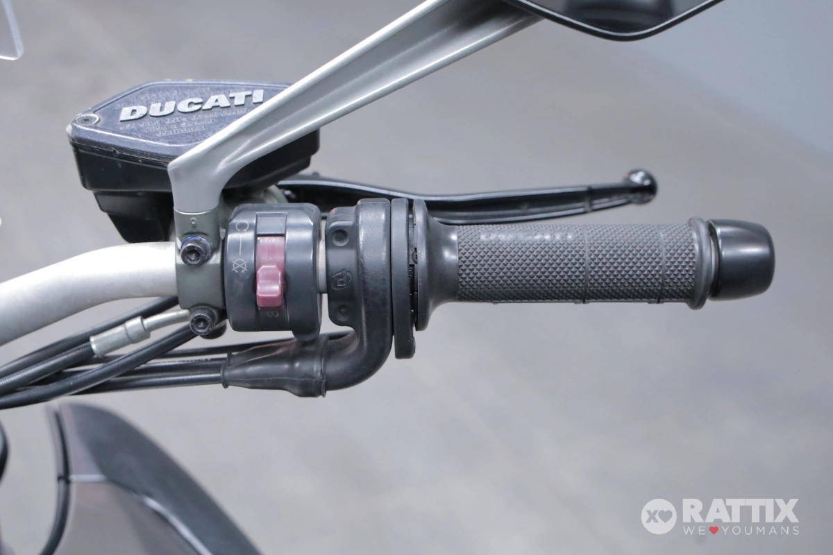 DUCATI Diavel 1199 Strada