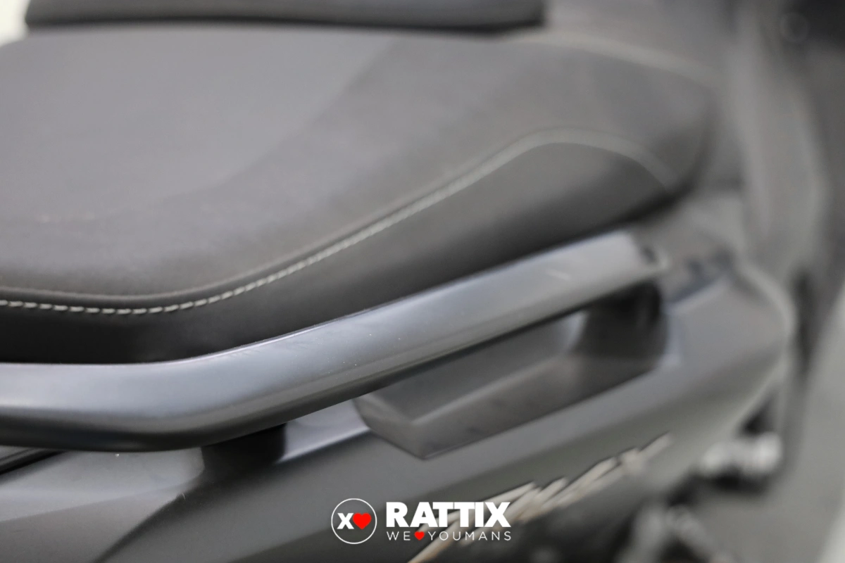 YAMAHA T-Max 530 ABS