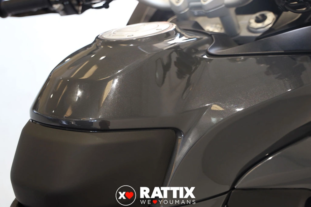 DUCATI Multistrada V2 S