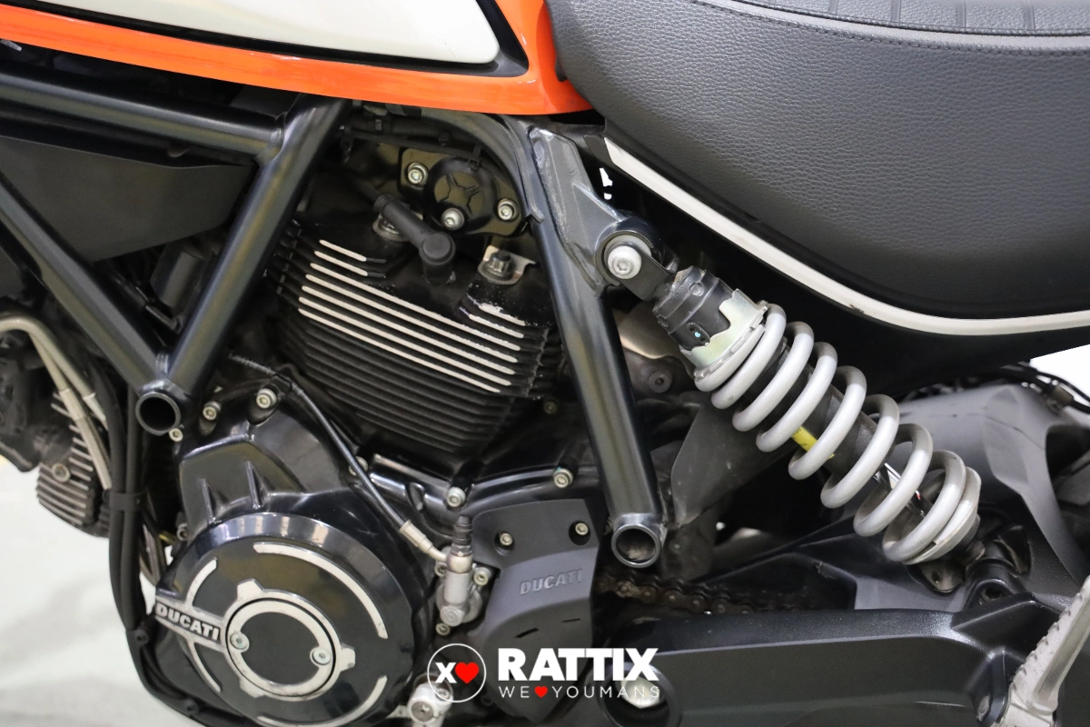 DUCATI Scrambler 800 ICON