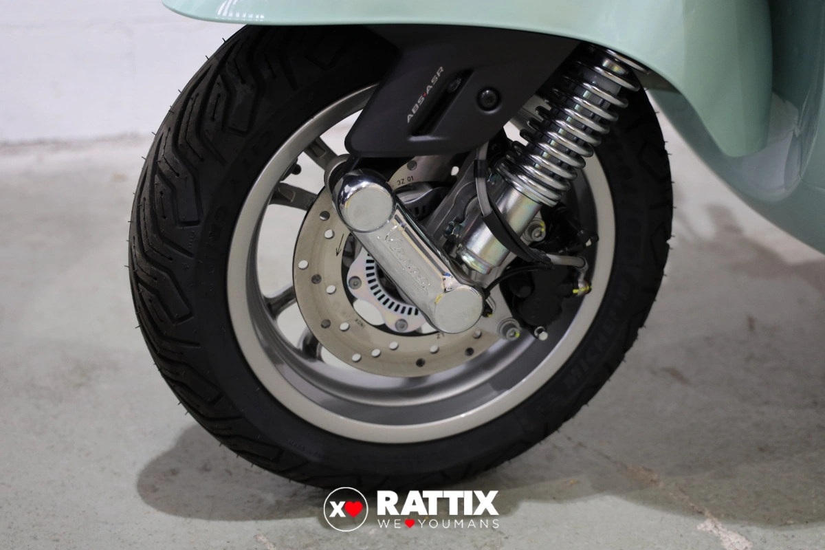 VESPA Vespa GTS 300 hpe Super Abs my23
