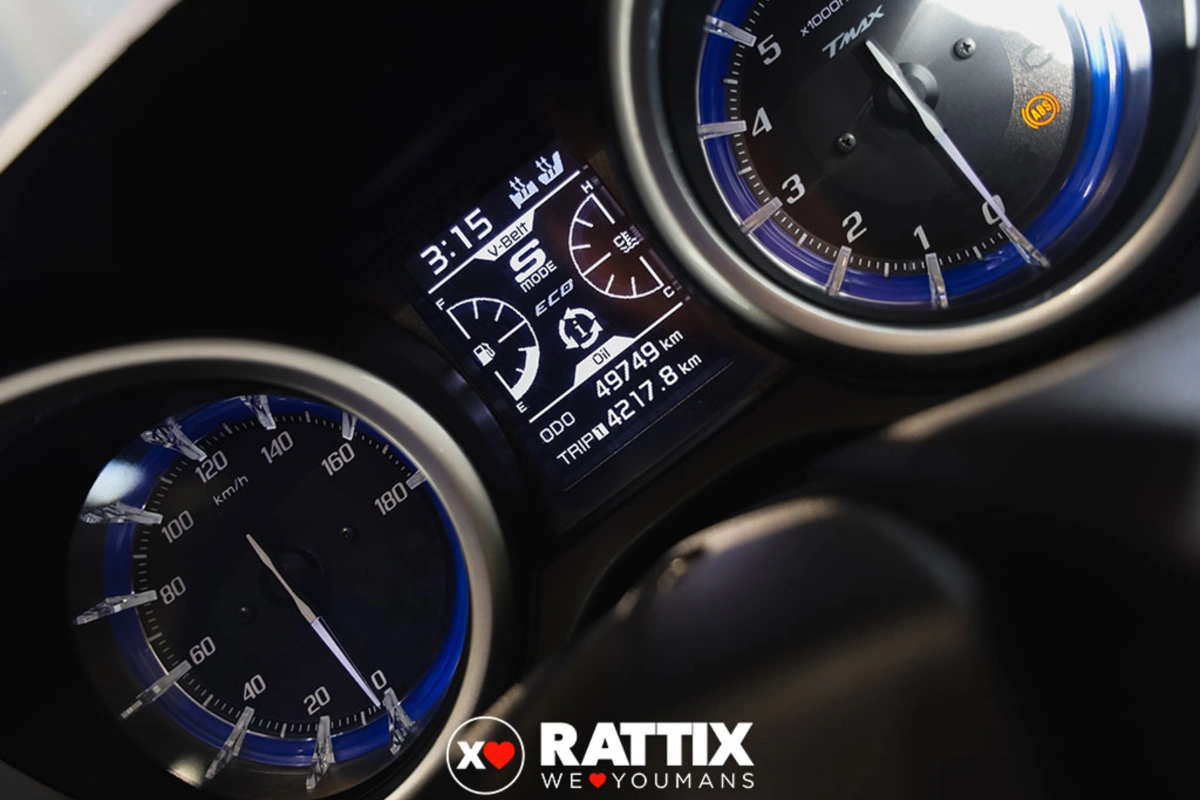 YAMAHA T-Max 530 DX Abs my17