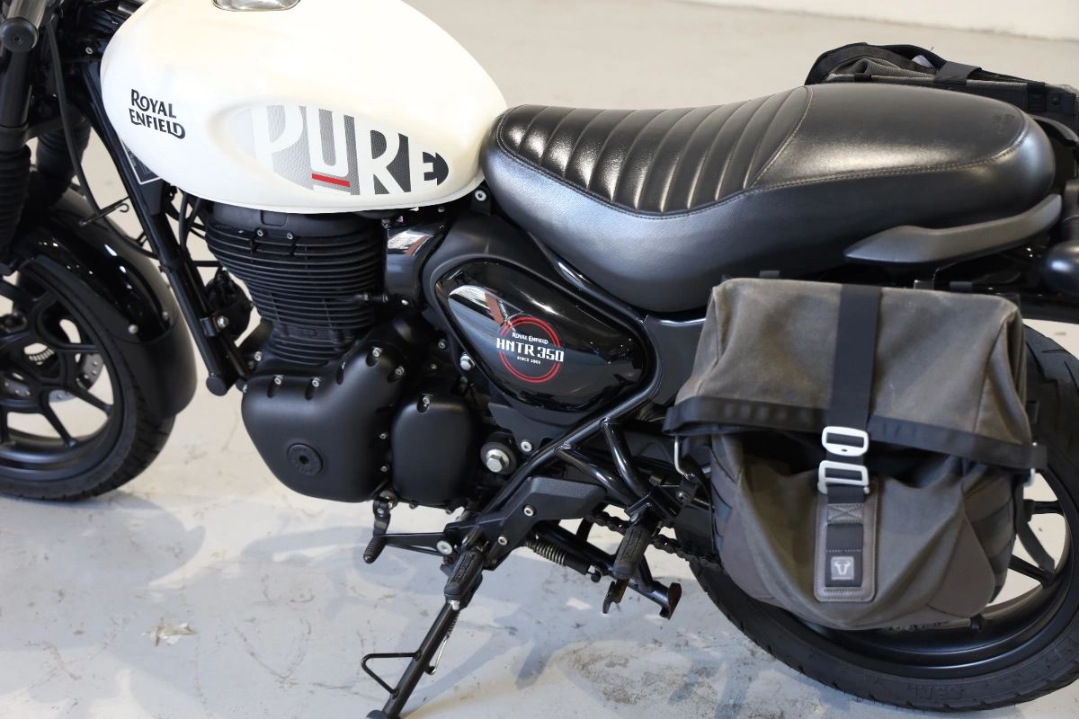 ROYAL ENFIELD HNTR 350 Dapper Abs