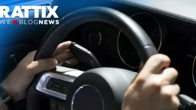¿Me pueden multar por no usar los intermitentes al conducir?