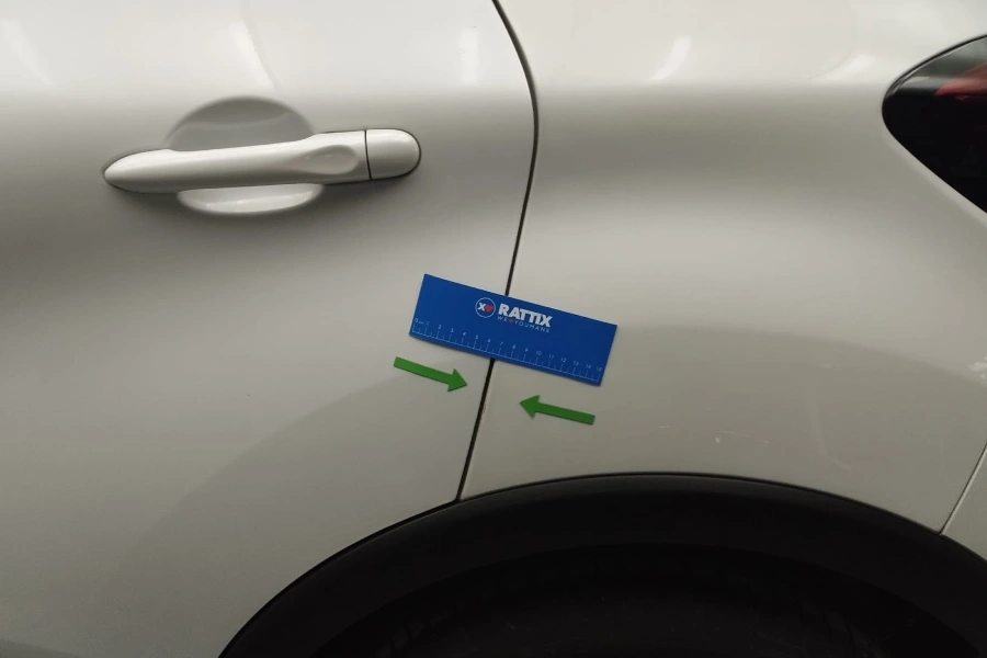 Renault Captur 1.5 DCI 90CV Life bianco  Usato foto danni 29