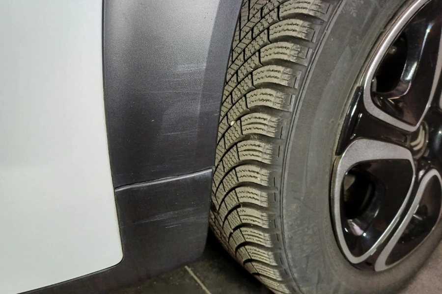 Citroen C3 Aircross 1.2 Puretech 110CV Feel  Bianco Banchisa  Aziendale foto danni 33