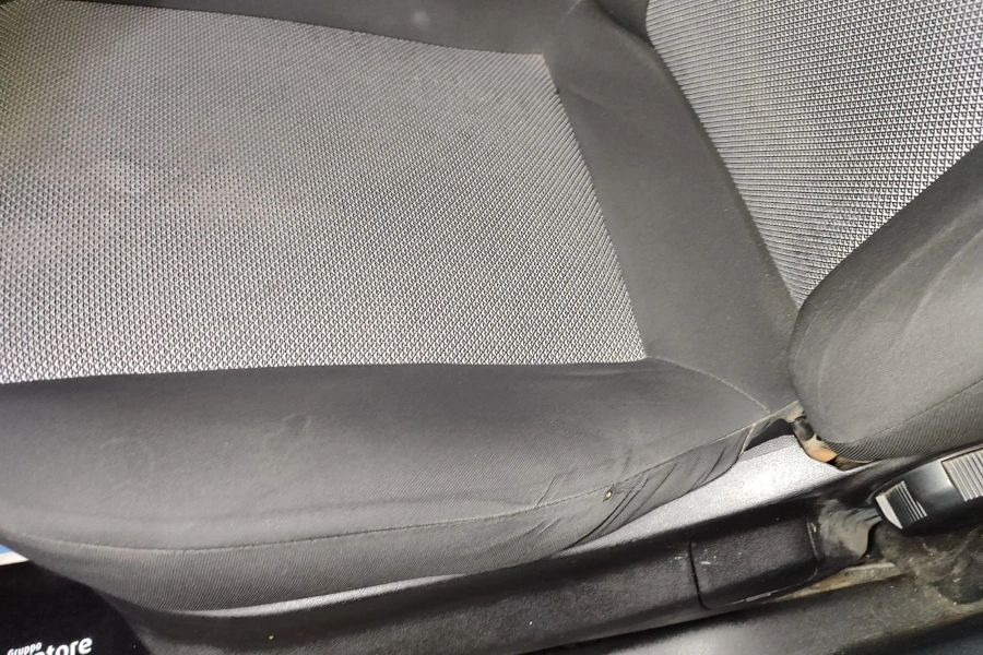 Fiat Doblo 1.6 MJT 105CV Business CH1 (IVA ESCLUSA) Bianco  Aziendale foto danni 28