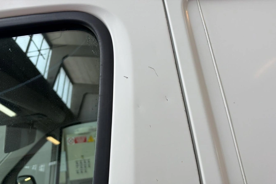 Peugeot Boxer 330 2.2 bluehdi 140CV L1H1 Affaire (IVA ESCLUSA) Bianco Banchisa  Aziendale foto danni 46