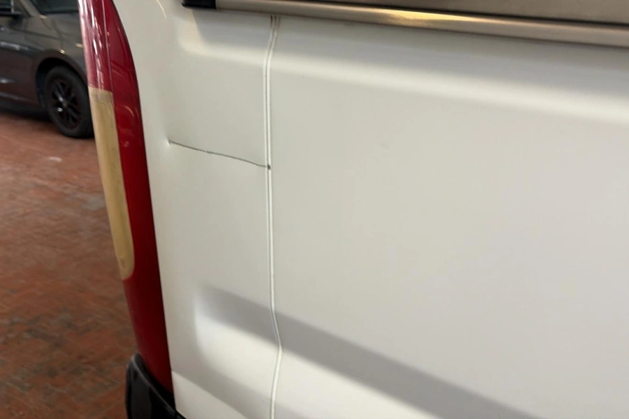 Peugeot Boxer 330 2.2 bluehdi 140CV L1H1 Affaire (IVA ESCLUSA) Bianco Banchisa  Aziendale foto danni 73