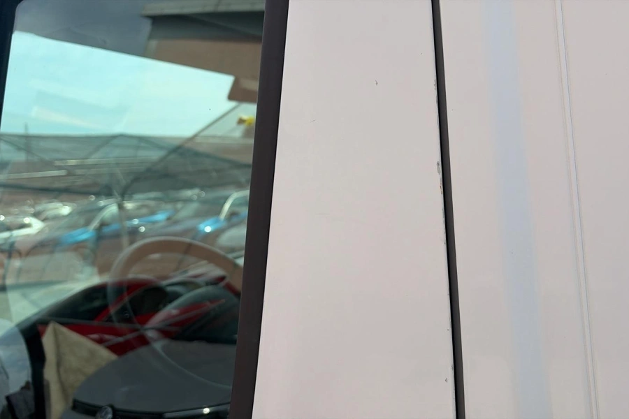 Peugeot Boxer 330 2.2 bluehdi 140CV L1H1 Premium (IVA ESCLUSA) Kaolin White  Aziendale foto danni 36
