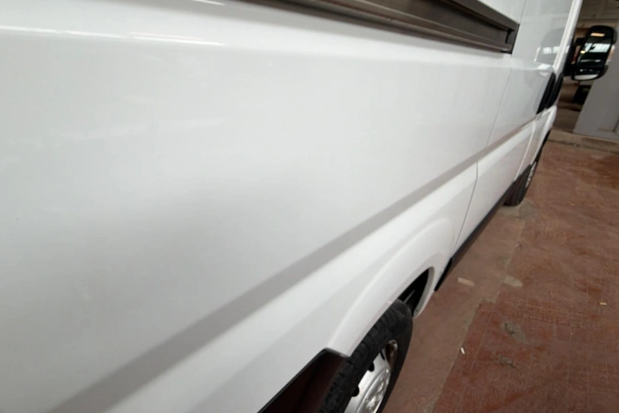 Peugeot Boxer 330 2.2 bluehdi 140CV L1H1 Premium (IVA ESCLUSA) Kaolin White  Aziendale foto danni 55